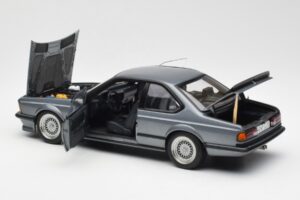 BMW M635 CSi E24 Shadow Line Delphin Metallic AUTOart 1:18 70529 Metal — billede 5 af 8