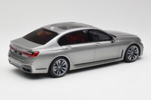 BMW M760i G12 V12 Final Edition Grå GT Spirit 1:18 GT478 Resin — billede 2 af 6