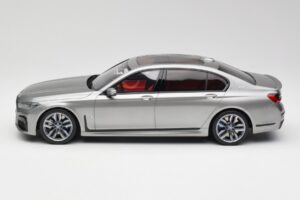 BMW M760i G12 V12 Final Edition Grå GT Spirit 1:18 GT478 Resin — billede 3 af 6