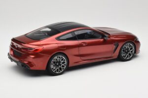 BMW M8 F91 Convertible Storm Bay Metallic Minichamps 1:18 110029020 Metal — billede 3 af 8