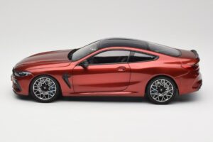 BMW M8 F91 Convertible Storm Bay Metallic Minichamps 1:18 110029020 Metal — billede 4 af 8
