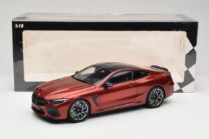 BMW M8 F91 Convertible Storm Bay Metallic Minichamps 1:18 110029020 Metal — billede 8 af 8
