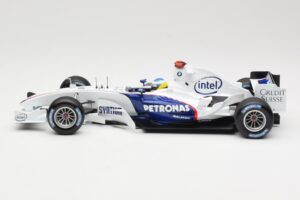 BMW Sauber F1.06 #16 N. Heidfeld Launch Version 2006 Minichamps 1:18 80430413183 Metal — billede 3 af 6