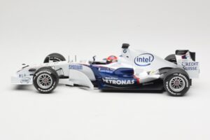 BMW Sauber F1.07 #10 R. Kubica Launch Version 2007 Minichamps 1:18 80430426995 Metal — billede 3 af 7