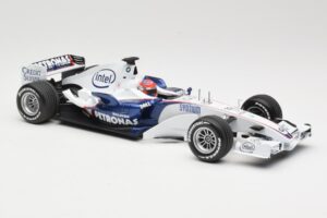 BMW Sauber F1.07 #10 R. Kubica Launch Version 2007 Minichamps 1:18 80430426995 Metal — billede 4 af 7