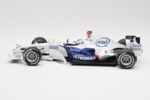 BMW Sauber F1.07 #9 N. Heidfeld Launch Version 2007 Minichamps 1:18 80430426994 Metal — billede 3 af 7