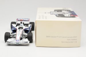 BMW Sauber F1.07 #9 N. Heidfeld Launch Version 2007 Minichamps 1:18 80430426994 Metal — billede 6 af 7
