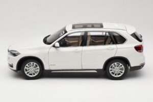 BMW X5 E70 Alpine White Paragon 1:18 PA-97073 Metal — billede 4 af 8
