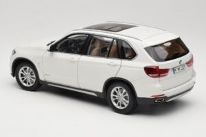 BMW X5 E70 Alpine White Paragon 1:18 PA-97073 Metal — billede 7 af 8