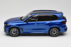 BMW X5 M F95 Competition Marina Bay Blue Metallic GT Spirit 1:18 GT967 Resin — billede 3 af 6