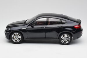 BMW X6 M F86 Sort Kyosho 1:18 80432157613 Metal — billede 4 af 8