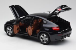 BMW X6 M F86 Sort Kyosho 1:18 80432157613 Metal — billede 5 af 8