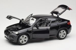 BMW X6 M E71 Sort Bburago 1:18 18-12081 Metal — billede 2 af 8