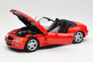 BMW Z3 E36/7 Cabriolet Rød UT Models 1:18 180024330 Metal — billede 2 af 8