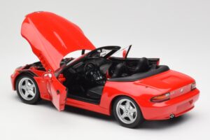 BMW Z3 E36/7 Cabriolet Rød UT Models 1:18 180024330 Metal — billede 5 af 8