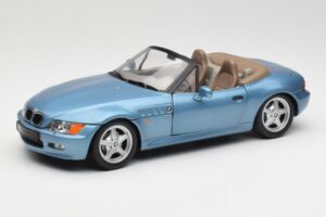 BMW Z3 E36/7 James Bond Goldeneye Blå Metallic UT Models 1:18 180024336 Metal