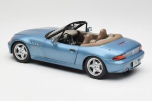 BMW Z3 E36/7 James Bond Goldeneye Blå Metallic UT Models 1:18 180024336 Metal — billede 7 af 8
