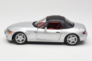BMW Z3 Roadster 1.8 Sølv UT Models 1:18 20404 Metal — billede 4 af 8