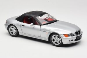 BMW Z3 Roadster 1.8 Sølv UT Models 1:18 20404 Metal — billede 6 af 8