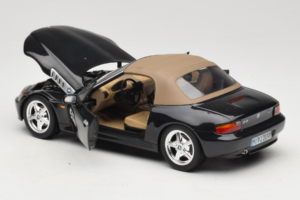 BMW Z3 Roadster Grøn Forhandler Udgave UT Models 1:18 80439411711 Metal — billede 5 af 8