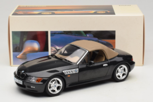 BMW Z3 Roadster Grøn Forhandler Udgave UT Models 1:18 80439411711 Metal — billede 8 af 8