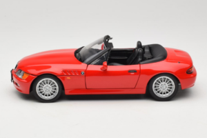 BMW Z3 Roadster Rød Forhandler Udgave UT Models 1:18 80439422185 Metal — billede 4 af 8