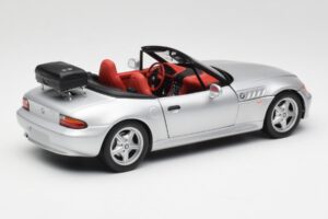 BMW Z3 Roadster Med Bagagebærer Sølv UT Models 1:18 20407 Metal — billede 3 af 8
