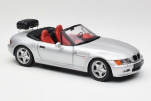 BMW Z3 Roadster Med Bagagebærer Sølv UT Models 1:18 20407 Metal — billede 6 af 8