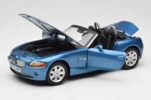 BMW Z4 E85 Blå Metallic Motormax 1:18 73144 Metal — billede 2 af 8