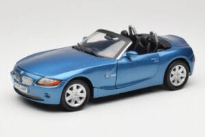 BMW Z4 E85 Blå Metallic Motormax 1:18 73144 Metal