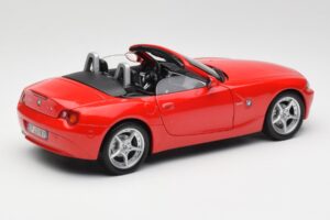 BMW Z4 E85 Roadster Rød Bburago 1:18 34046 Metal — billede 3 af 8