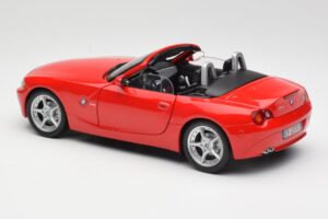 BMW Z4 E85 Roadster Rød Bburago 1:18 34046 Metal — billede 7 af 8