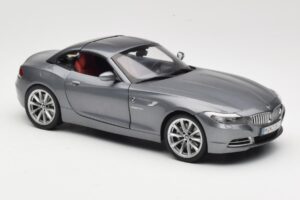 BMW Z4 E89 sDrive 35i Space Grey Metallic Kyosho 1:18 80432147085 Metal — billede 6 af 8