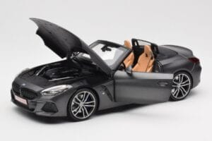 BMW Z4 G29 Grå Metallic Norev 1:18 183270 Metal — billede 2 af 8