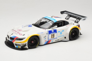 BMW Z4 GT3 #19 Team Schubert J. Muller / D. Muller ADAC 24 Hours Nurburgring 2012 Minichamps 1:18 151122319 Metal