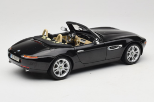 BMW Z8 Sort Kyosho 1:18 80439411729 Metal — billede 3 af 9
