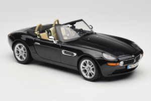 BMW Z8 Sort Kyosho 1:18 80439411729 Metal — billede 7 af 9