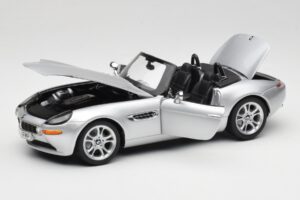 BMW Z8 E52 Cabriolet Sølv Kyosho 1:18 80432411551 Metal — billede 2 af 8