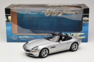 BMW Z8 Sølv 007 The World Is Not Enough AUTOart 1:18 70511 Metal — billede 8 af 8