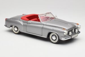 Borgward Isabella Cabriolet Sølv Revell 1:18 8411 Metal — billede 6 af 8