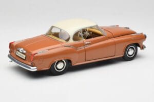 Borgward Isabella Coupe Bronze Hvid Revell 1:18 08982 Metal — billede 3 af 8