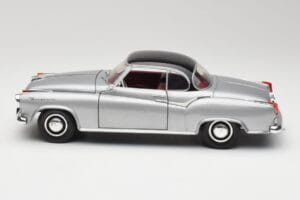 Borgward Isabella Coupe Grå & Sort Revell 1:18 8989 Metal — billede 3 af 8