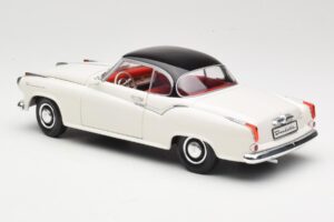 Borgward Isabella Coupe Hvid Revell 1:18 08982-W1 Metal — billede 7 af 8