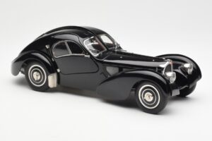 Bugatti 57SC Atlantic Sort CMC 1:18 M-085 Metal — billede 4 af 6