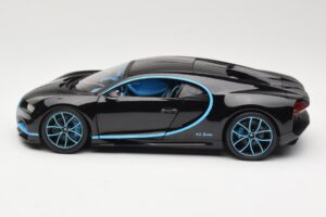 Bugatti Chiron Sort & Blå Bburago 1:18 18-11040BK Metal — billede 4 af 8