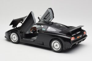 Bugatti EB110 Sort Bburago 1:18 3055 Metal — billede 5 af 8