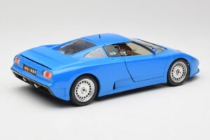 Bugatti EB110 Blå Bburago 1:18 3035 Metal — billede 3 af 8