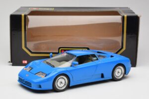 Bugatti EB110 Blå Bburago 1:18 3035 Metal — billede 8 af 8