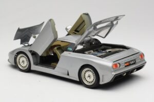 Bugatti EB110 Sølv Bburago 1:18 3035-S Metal — billede 5 af 8