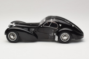 Bugatti Type 57 SC Atlantic Sort Solido 1:18 S1802101 Metal — billede 3 af 6